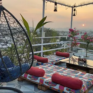 Raahi Backpacker's Hostal